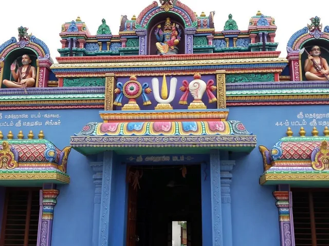 13 பெருமாள் கோயில்களில் ஆழ்வார்கள் திருவிழா நடத்த உத்தரவு 13 பெருமாள் கோயில்களில் ஆழ்வார்கள் திருவிழா நடத்த உத்தரவு