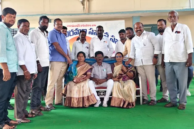 ప్రధానోపాధ్యాయుడికి ఘన వీడ్కోలు: మాజీ ఎమ్మెల్యే భూపాల్ రెడ్డి ప్రశంసలు