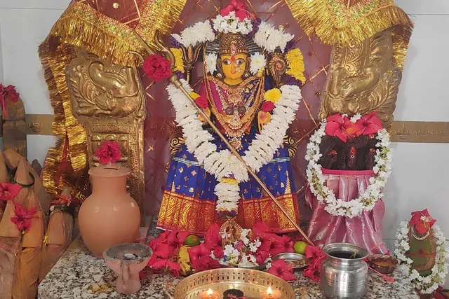 కొలిపుర బద్ది పోచమ్మ ఆలయంలో ఘనంగా నవరాత్రి వేడుకలు