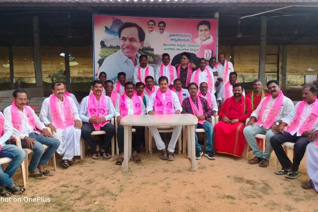 విద్యుత్ కోతలతో రైతులకు తీవ్ర నష్టం: జాజాల సురేందర్ విద్యుత్ కోతలతో రైతులకు తీవ్ర నష్టం: జాజాల సురేందర్