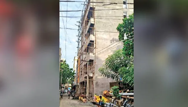 தவெக நிர்வாகியின் 5 மாடி வணிக கட்டிடத்தை இடிக்க நடவடிக்கை