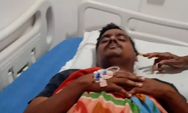 అర్ధరాత్రి పోలీసులపైకి దూసుకెళ్లిన కారు.. ఇద్దరికి గాయాలు