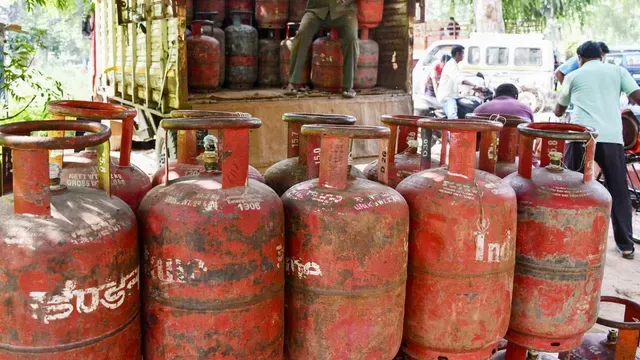 சமையல் எரிவாயு மானியம் தடையின்றி கிடைக்க இதை செய்யுங்கள்!
