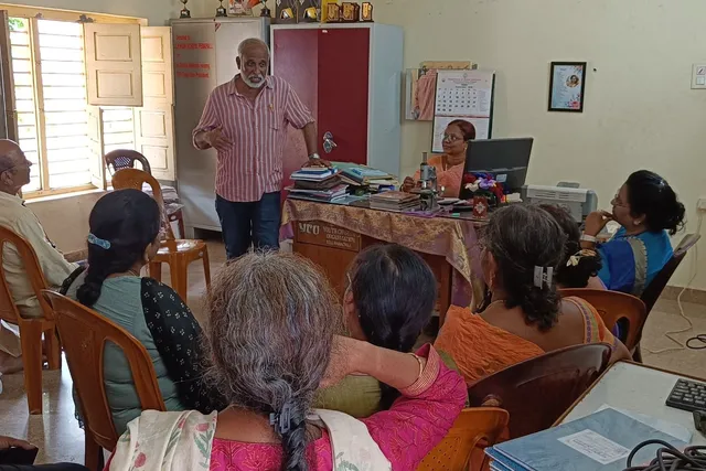 పిఆర్సి కమిటీ నియమించి ఐఆర్ ప్రకటించాలి పిఆర్సి కమిటీ నియమించి ఐఆర్ ప్రకటించాలి