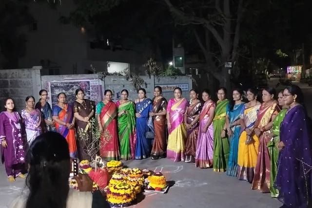 రంగారెడ్డి జిల్లాలో అంగరంగ వైభవంగా సద్దుల బతుకమ్మ సంబరాలు
