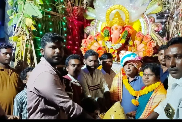 మొట్టమొదటిసారిగా లడ్డు వేలం పాట
