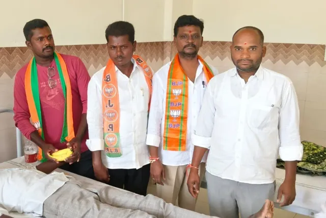 కొడంగల్ ఆసుపత్రిలో మోదీ జన్మదిన వేడుకలు