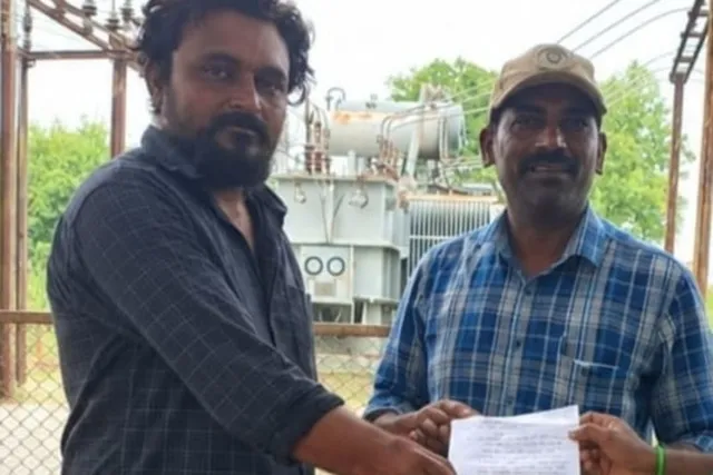 ముత్తాపూర్ గ్రామస్తుల విద్యుత్ సరఫరాపై ఏఈకి వినతి ముత్తాపూర్ గ్రామస్తుల విద్యుత్ సరఫరాపై ఏఈకి వినతి
