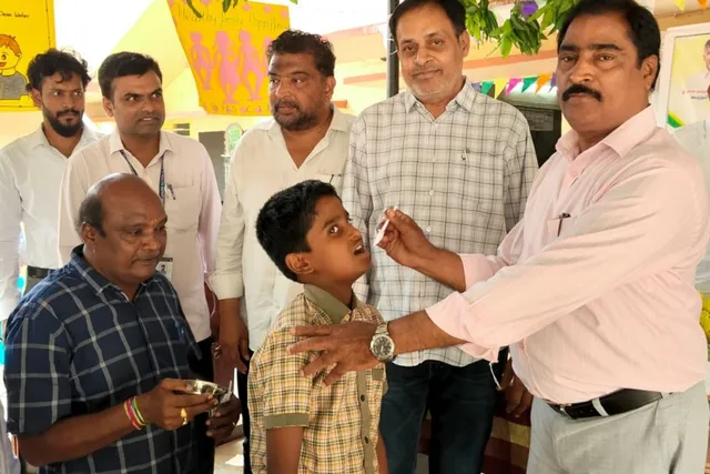 చిత్తూరులో నులిపురుగుల నిర్మూలనకు అల్బెండజోల్ మాత్రల పంపిణీ