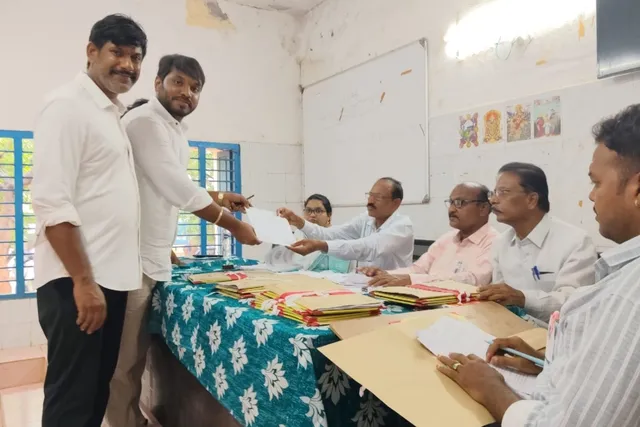 సీతారామపురం ఎంపీపీ పదవికి లోకేష్ రెడ్డి నామినేషన్ దాఖలు