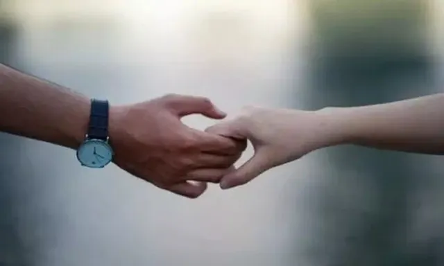 ప్రియుడితో కలిసి మామిడి తోటలో ప్రేయసి సూసైడ్