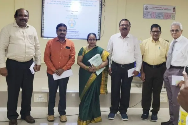 పేదరిక నిర్మూలనపై పరిశోధనకు శారదకు పీహెచ్‌డీ