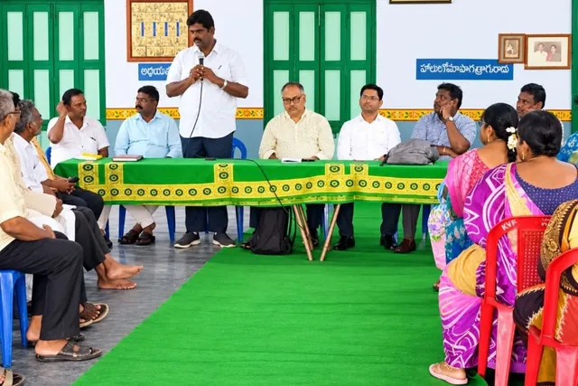 చేనేత మహిళల ఆదాయం పెంచేందుకు ప్రభుత్వం కృషి చేస్తోంది.. గౌతమ్‌ మాజుందర్‌