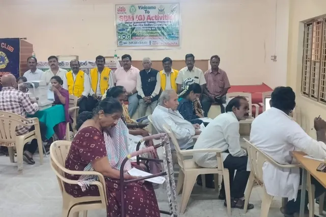 రేణిగుంటలో ఉచిత కంటి వైద్య శిబిరానికి అద్భుత స్పందన రేణిగుంటలో ఉచిత కంటి వైద్య శిబిరానికి అద్భుత స్పందన