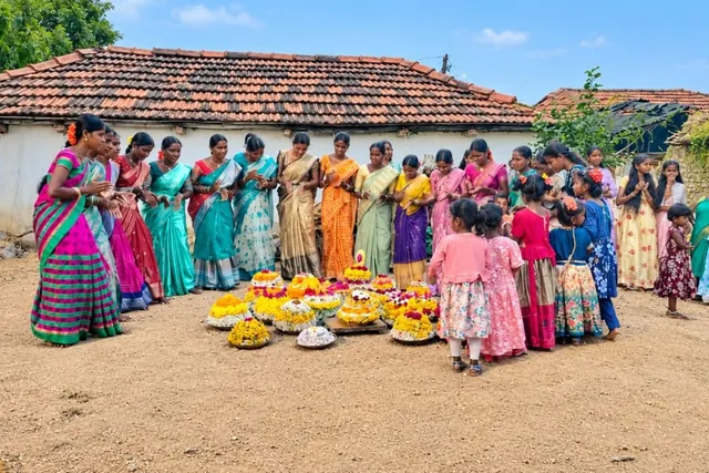 సంగారెడ్డి జిల్లాలో ఘనంగా బతుకమ్మ సంబరాలు