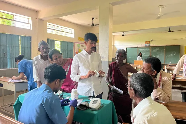 కమలాపురంలో ఉచిత కంటి వైద్య శిబిరం విజయవంతం కమలాపురంలో ఉచిత కంటి వైద్య శిబిరం విజయవంతం