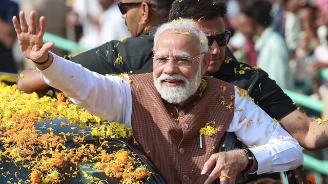 "விவசாயிகளே நாட்டின் பலம் வாய்ந்த தூண்கள்".. பிரதமர் மோடி புகழாரம்