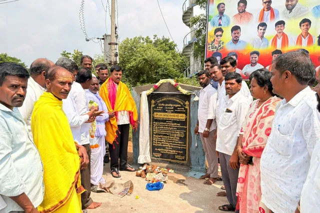 చందాపూర్ లో సీసీ రోడ్డు ప్రారంభించిన ఎమ్మెల్యే సంజీవరెడ్డి