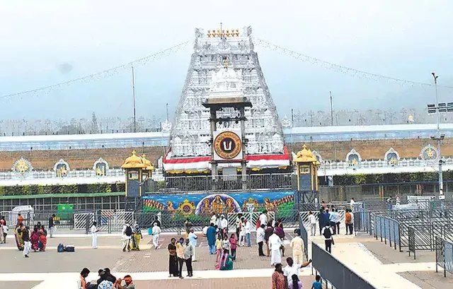 ధిక డిమాండ్ కారణంగా టికెట్లు త్వరగా అయిపోతున్నాయి: టీటీడీ