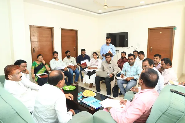 పెండింగ్ పనులను వేగవంతం చేయాలి.. ఎమ్మెల్యే