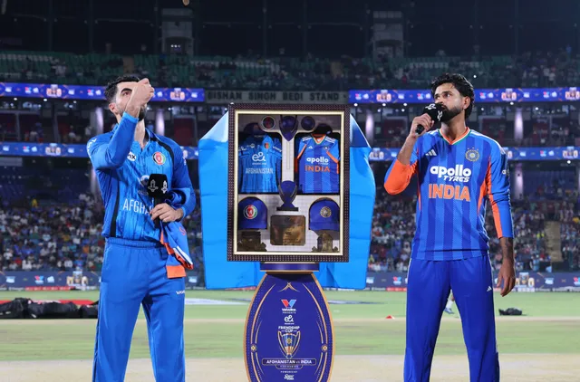 అఫ్గానిస్థాన్తో తొలి టీ20.. టాస్ నెగ్గిన భారత్ అఫ్గానిస్థాన్తో తొలి టీ20.. టాస్ నెగ్గిన భారత్