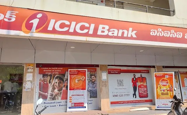 ఐసీఐసీఐ బ్యాంక్ కస్టమర్లకు షాక్.. నగదు లావాదేవీల ఛార్జీల పెంపు