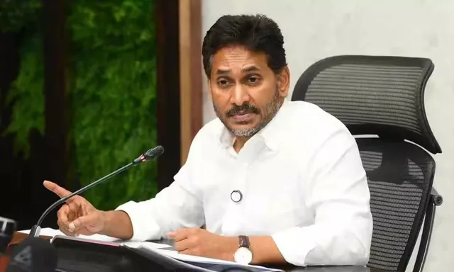 పులివెందులలో జగన్‌కు బిగ్‌ షాక్.. 17 వార్డులకే వైసీపీ పోటీ!