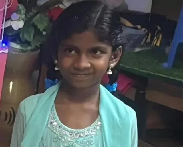 రాయితో కొట్టి కూతురిని చంపేసిన తల్లి