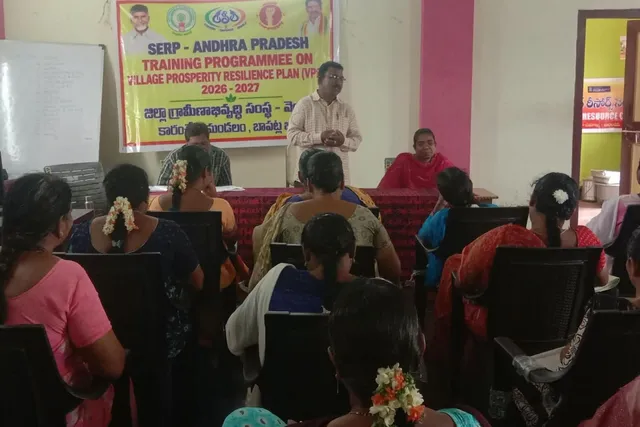 సర్ఫ్ ఆధ్వర్యంలో మహిళలకు శిక్షణ