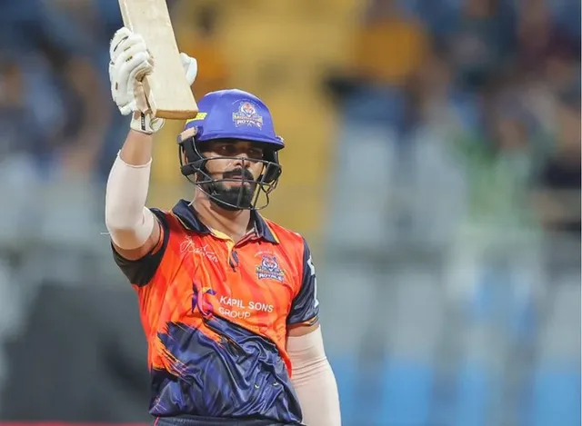 400 runs in Ranji Trophy.. Sutar's super record