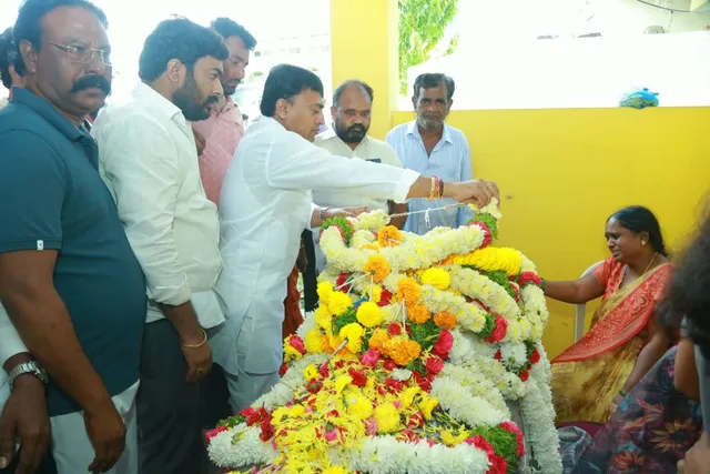 నాగేశ్వర్రావు మృతికి కంచర్ల నివాళి నాగేశ్వర్రావు మృతికి కంచర్ల నివాళి