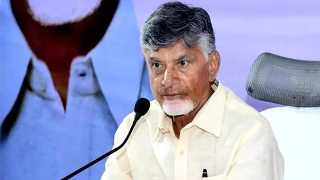 నెలలో ఒకరోజు స్వచ్ఛతపై దృష్టి పెట్టాలి: సీఎం చంద్రబాబు