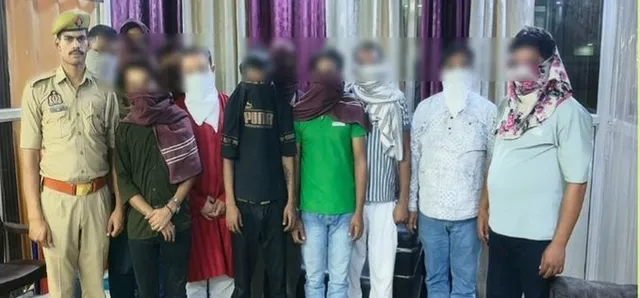 స్పా సెంటర్‌‌పై దాడి.. 20 మంది అరెస్ట్