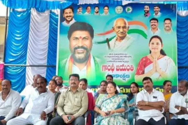 గాంధీ జయంతి వేడుకల్లో పాల్గొన్నా మున్సిపల్ చైర్ పర్సన్