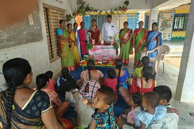 అంగన్వాడీ కేంద్రంలో పోషణ అభియాన్ కార్యక్రమం