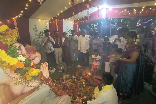 హరిజనాపురంలో మహారాజ్ యూత్ అసోసియేషన్ ఆధ్వర్యంలో వినాయక పూజ