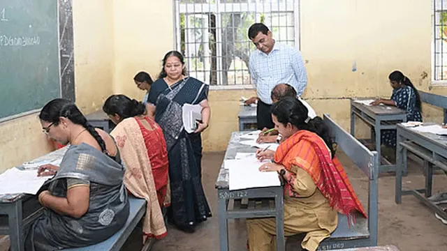நெட் தேர்வு டிசம்பரில்: விண்ணப்பிக்க அடுத்த மாதம் 5 வரை அவகாசம்