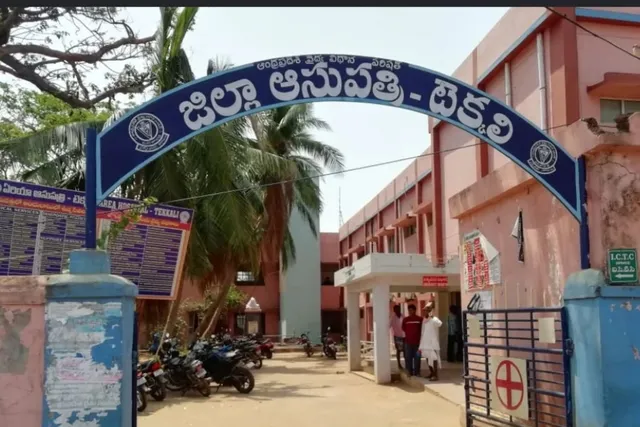 అద్దె భవనాల్లో ప్రభుత్వ కార్యాలయాలు.. మంత్రి ఆదేశాలున్నా అమలు శూన్యం అద్దె భవనాల్లో ప్రభుత్వ కార్యాలయాలు.. మంత్రి ఆదేశాలున్నా అమలు శూన్యం