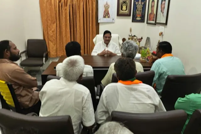 చీపురుపల్లి: స్థానిక ఎన్నికల గెలుపుకై కూటమి నాయకులు సమావేశం