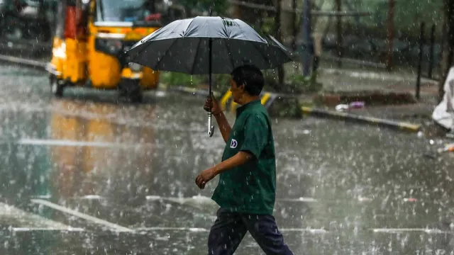இன்று இரவு 10 மணி வரை மழைக்கு வாய்ப்புள்ள மாவட்டங்கள்