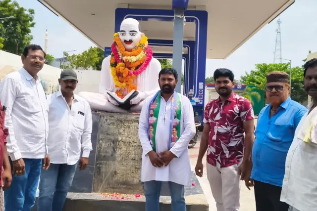 గాంధీజీ ఆశయాలు స్ఫూర్తిదాయకం.. విజయ్ కుమార్