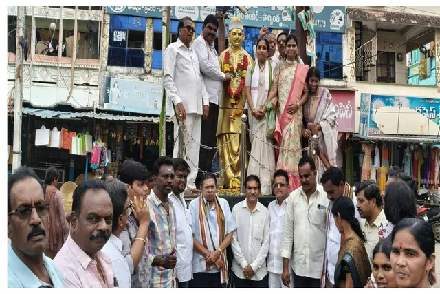 పాల్వంచలో గాంధీ, శాస్త్రి జయంతి వేడుకలు