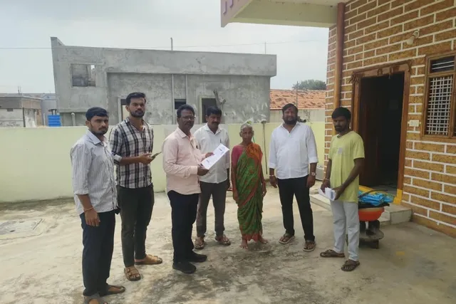దమ్మన్నపేటలో పింఛన్ల పరిశీలన: ఎంపీడీవో ఆదేశాలు