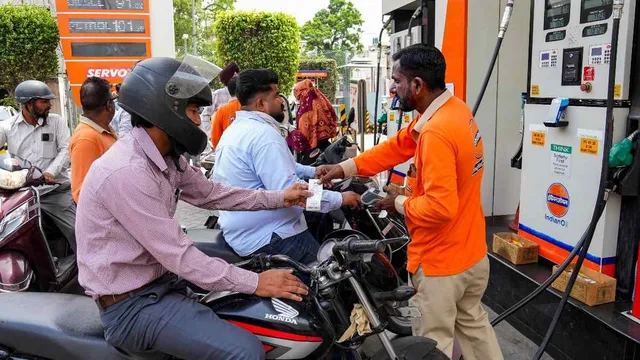 UPI పేమెంట్లకు గుడ్‌బై చెప్పే యోచనలో ఏపీ పెట్రో బంకులు