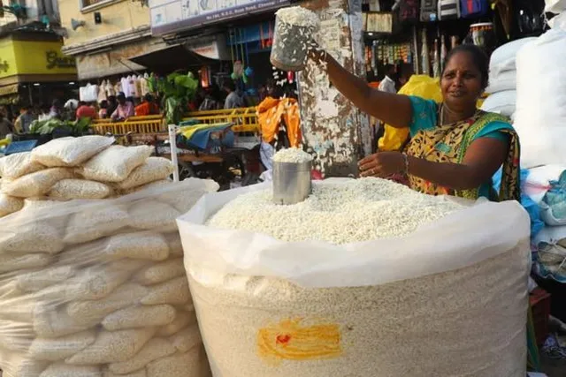 மக்களுக்கு அடுத்த ஷாக்.. பொரியின் விலை கிடுகிடு உயர்வு