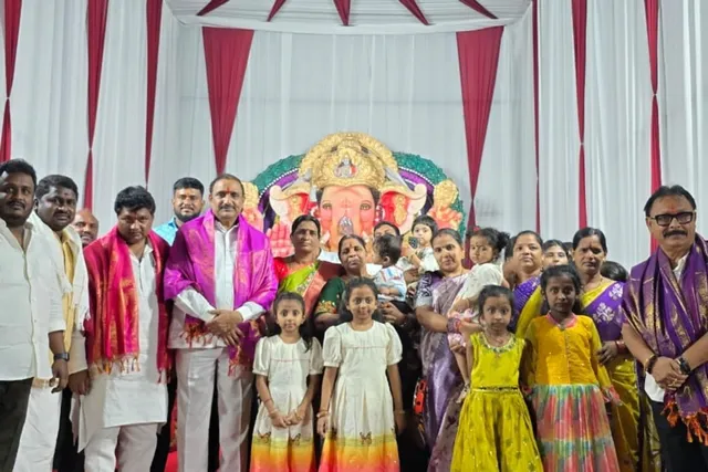 వినాయక పూజలో పాల్గొన్న ఎమ్మెల్యే గాంధీ
