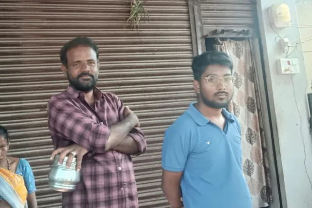 ప్లాస్టిక్‌కు చెక్‌.. స్టీల్‌ పాత్రతో ఉపసర్పంచ్‌ ఆదర్శం!