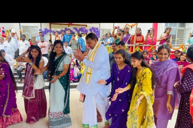 నర్సింగ్ కళాశాలలో బతుకమ్మ సంబరాలు నర్సింగ్ కళాశాలలో బతుకమ్మ సంబరాలు