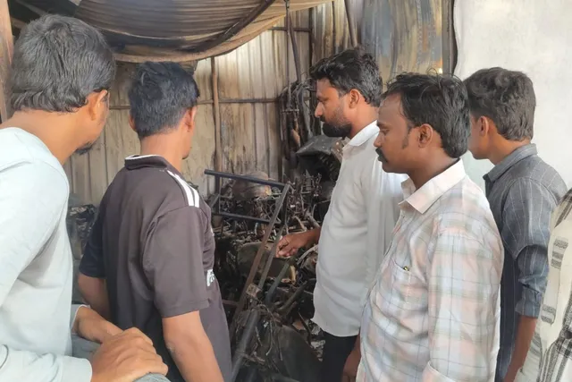 పులివెందులలో మెకానిక్ షాప్ లో అగ్నిప్రమాదం