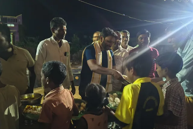 గన్నారంలో ఘనంగా అన్నదానం